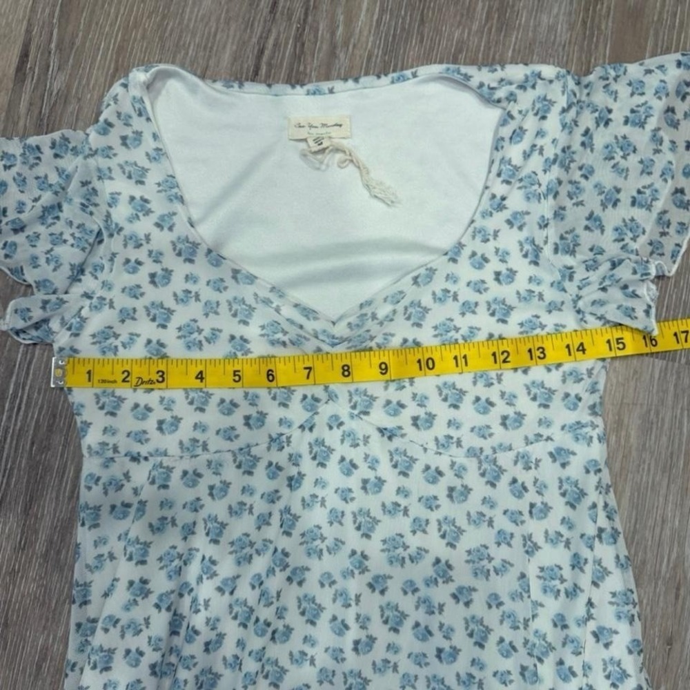 See You Monday Women's Size Medium White & Blue Floral Empire Waist Mini Dress - Picture 7 of 8